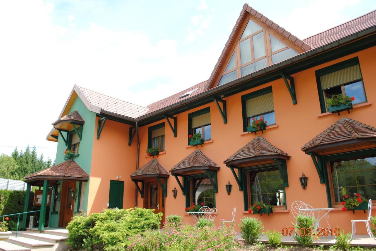 L'Auberge Des Gourmets Hotel Restaurant Le Vaudioux 外观 照片