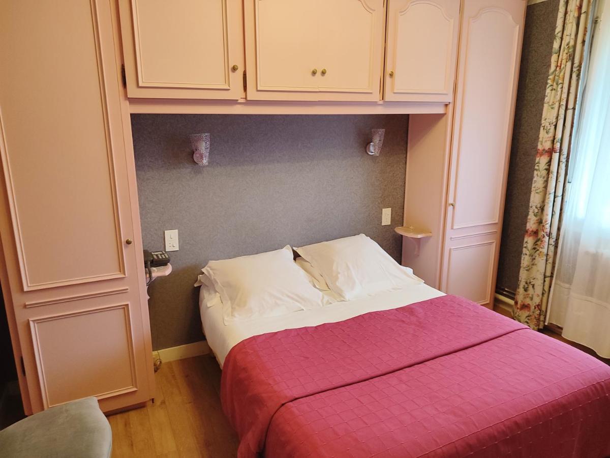 L'Auberge Des Gourmets Hotel Restaurant Le Vaudioux 外观 照片